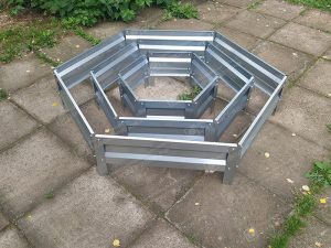 Клумба шестигранная оцинкованная (3 яруса)